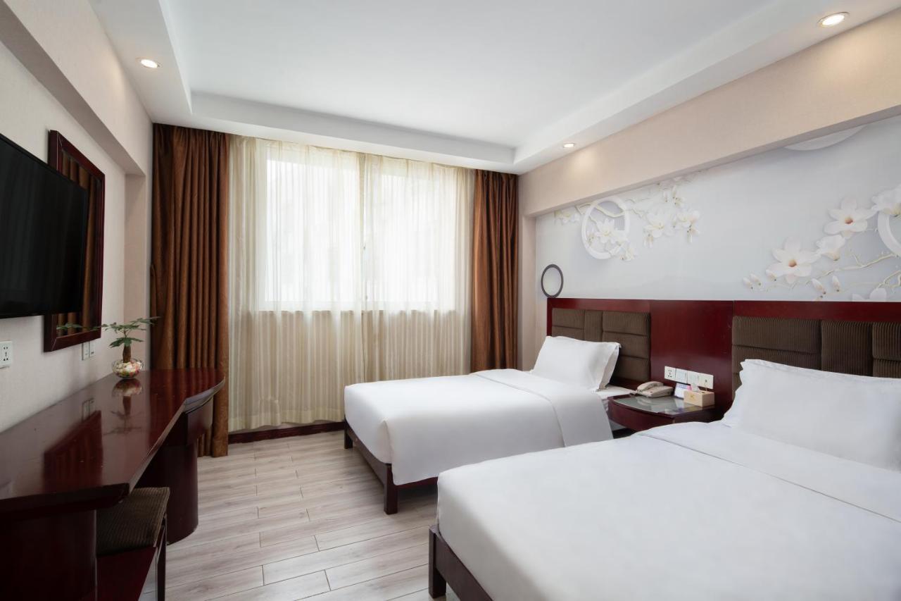 Kaiserdom Hotel Changsha Railway Station Экстерьер фото